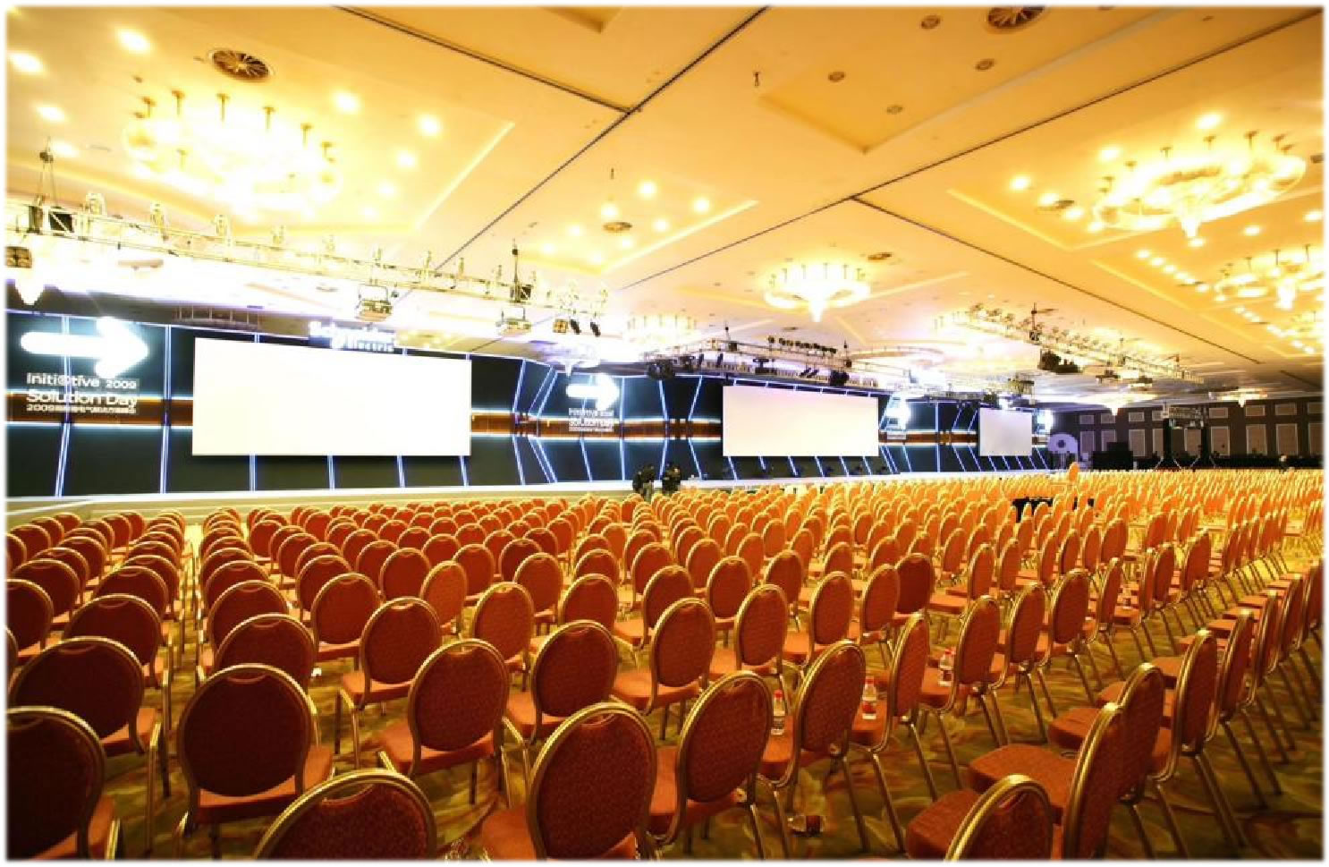 ���ʻ�չ���� �� ��Ժ����