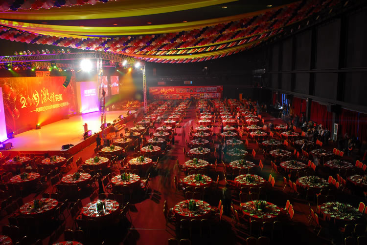 ��չ����5000ƽ�����